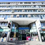 57 Apartments Nearby Trainstation Meidling