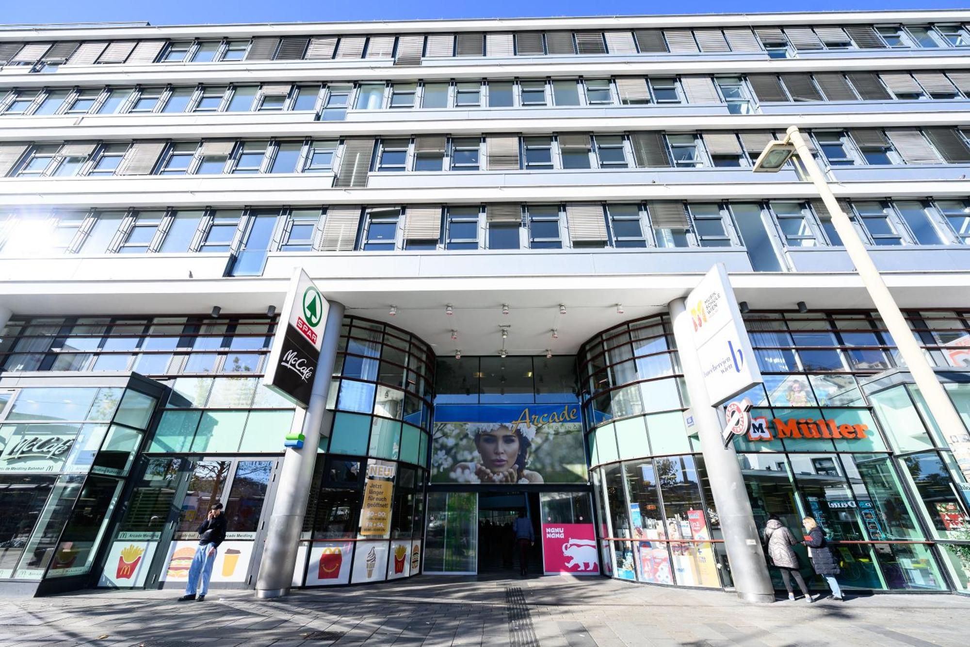 Apartament 57 Nearby Trainstation Meidling Wiedeń
